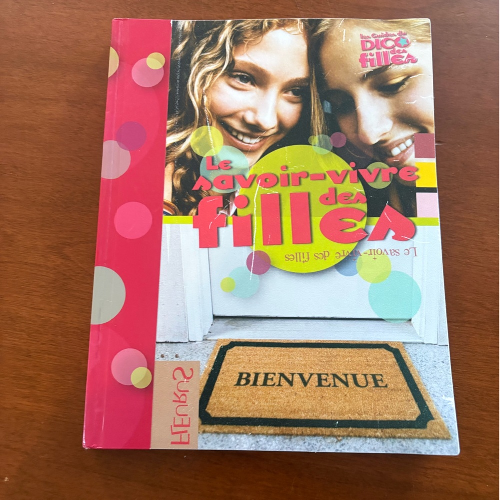 Bienvenue Kids Book with Pink and Red Cover